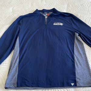 NWT NFL Seattle Seahawks Long Sleeve Lightweight Shirt